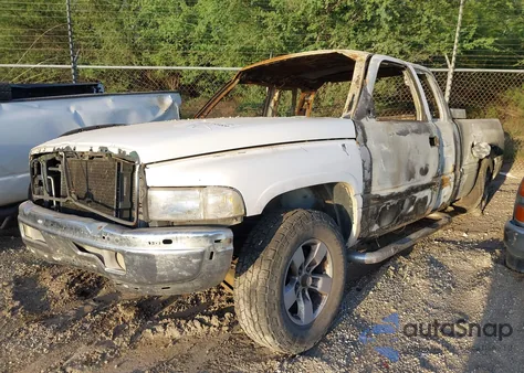 1998 Dodge Ram 1500 St из США, поврежденный, VIN 1B7HC13Y9WJ194290